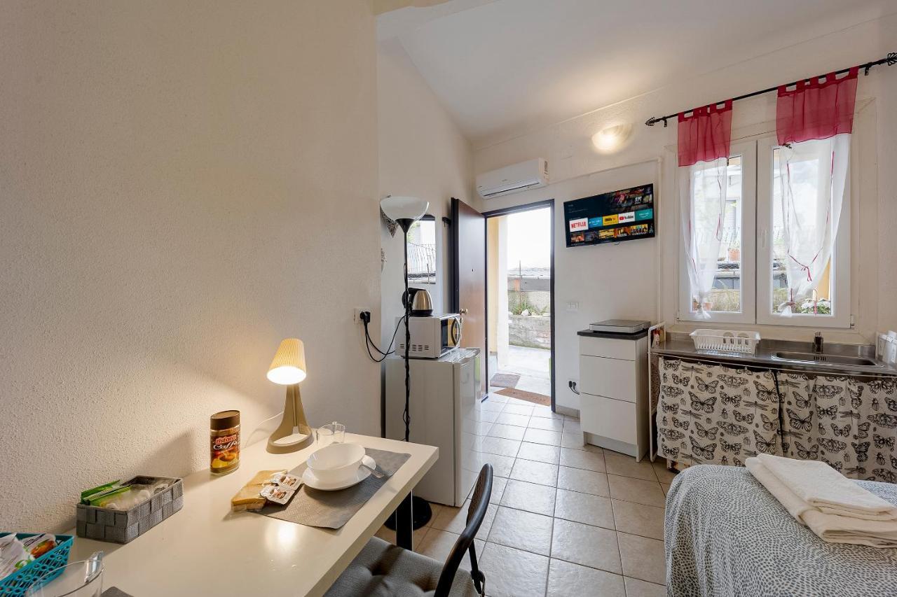 Il Gattino Di Sanremo - Piccolo Monolocale Centro E Stazione Del Treno Apartment Luaran gambar